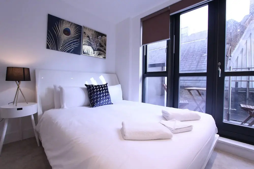Modern 2 Bedroom Apart in heart London