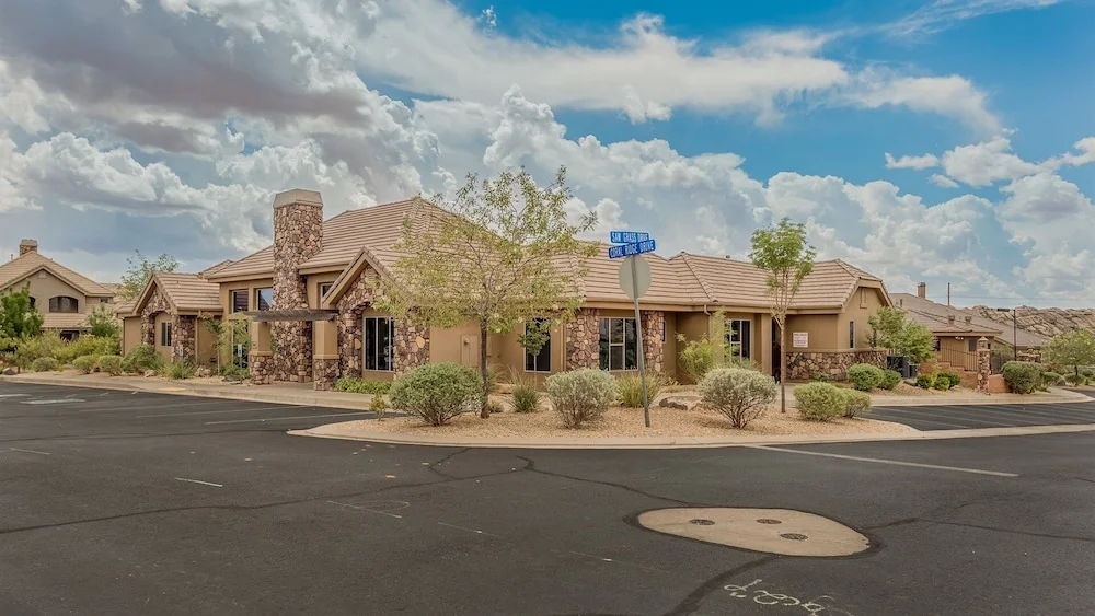 Red Canyon 3 Bedroom Apts
