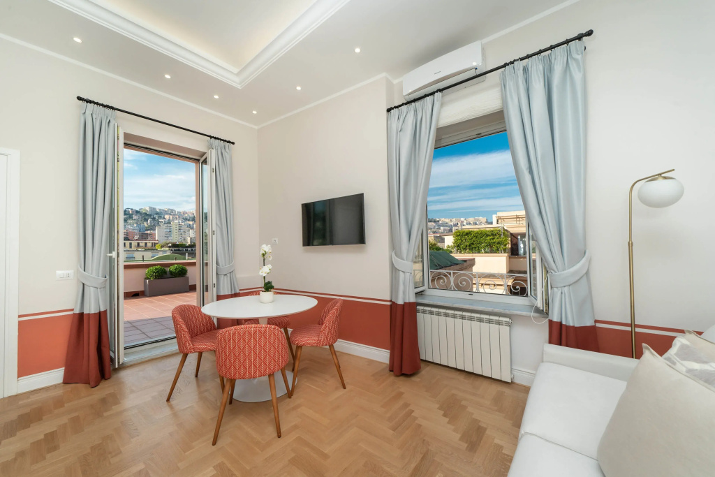 Caracciolo 13 Rooftop & Suites