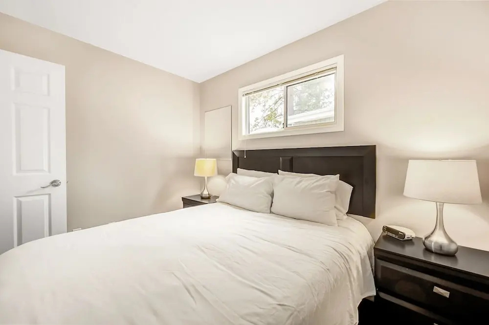 Perfect Getaway Cabin in the Okanagan 6