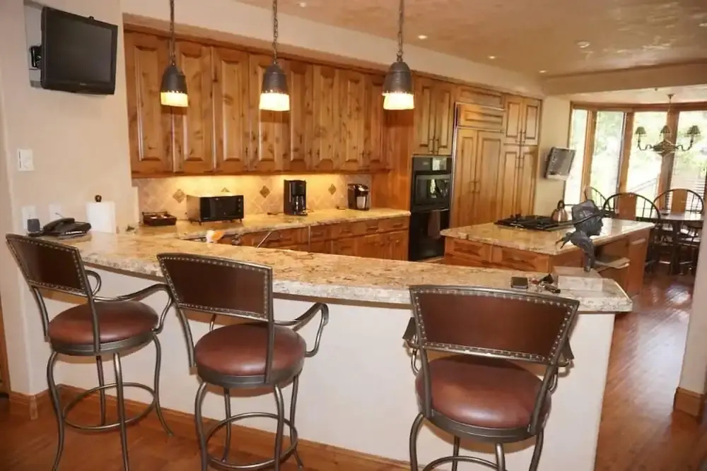 381 Ridge Rd #C1