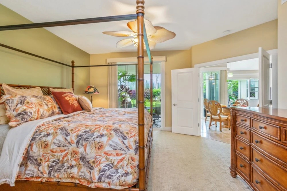 Plantation Princeville 711 by CMD