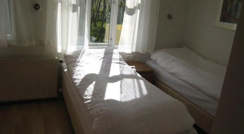 Leifsstadir Guesthouse
