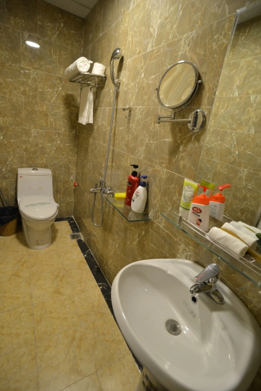 A25 Hotel - 185-187 Lò Đúc