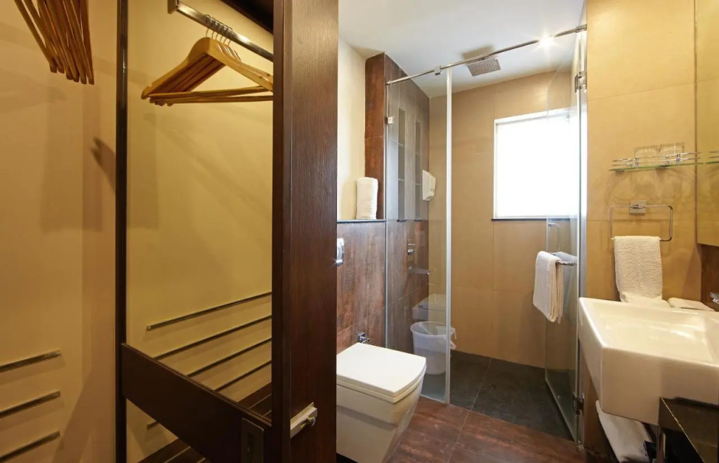 Golden Fruits Business Suites