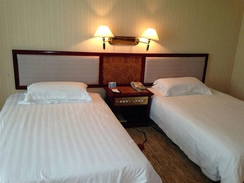 Qi Dong Grand Hotel