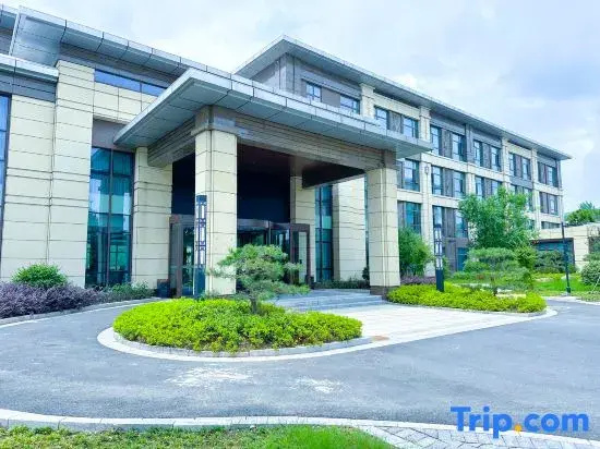 Yangzi Tianyue Hongshan Hotel