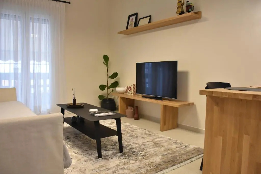 Plinthos Residence