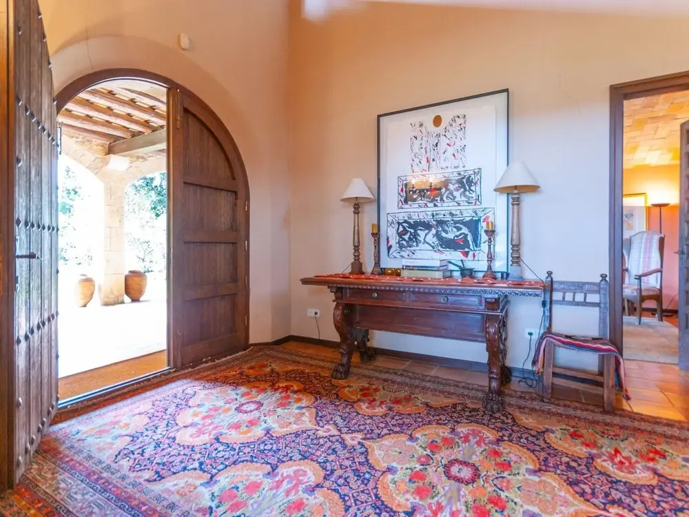 Completely Renovated Stone Farmhouse for 8 With Private Swimming Pool