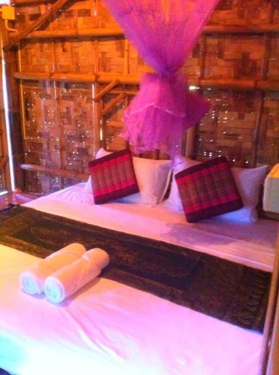 Lanta Mattia Bungalows and Resort