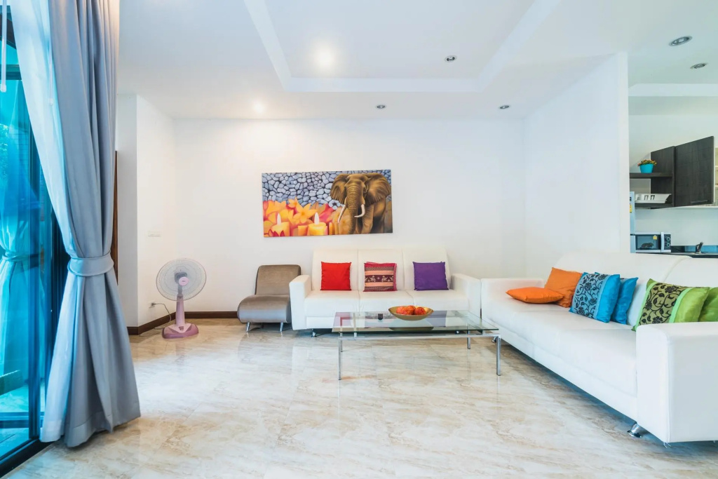 AP West 4 - Private pool in the heart of Kamala
