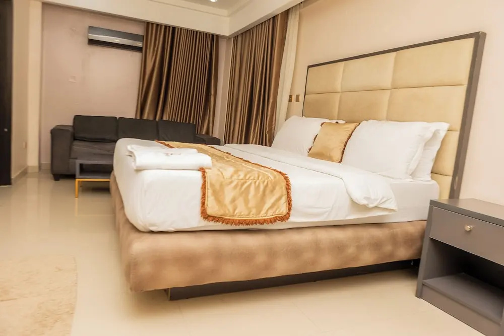 Hotel Romeneo