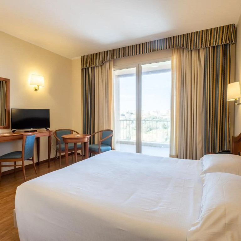Hotel President