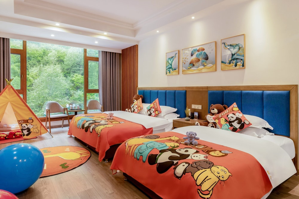 Lixian Bipeng Shiguang Hot Spring Hotel