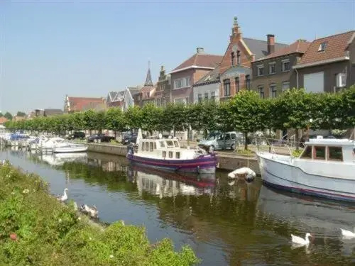 Hotel & Appartementen Royal