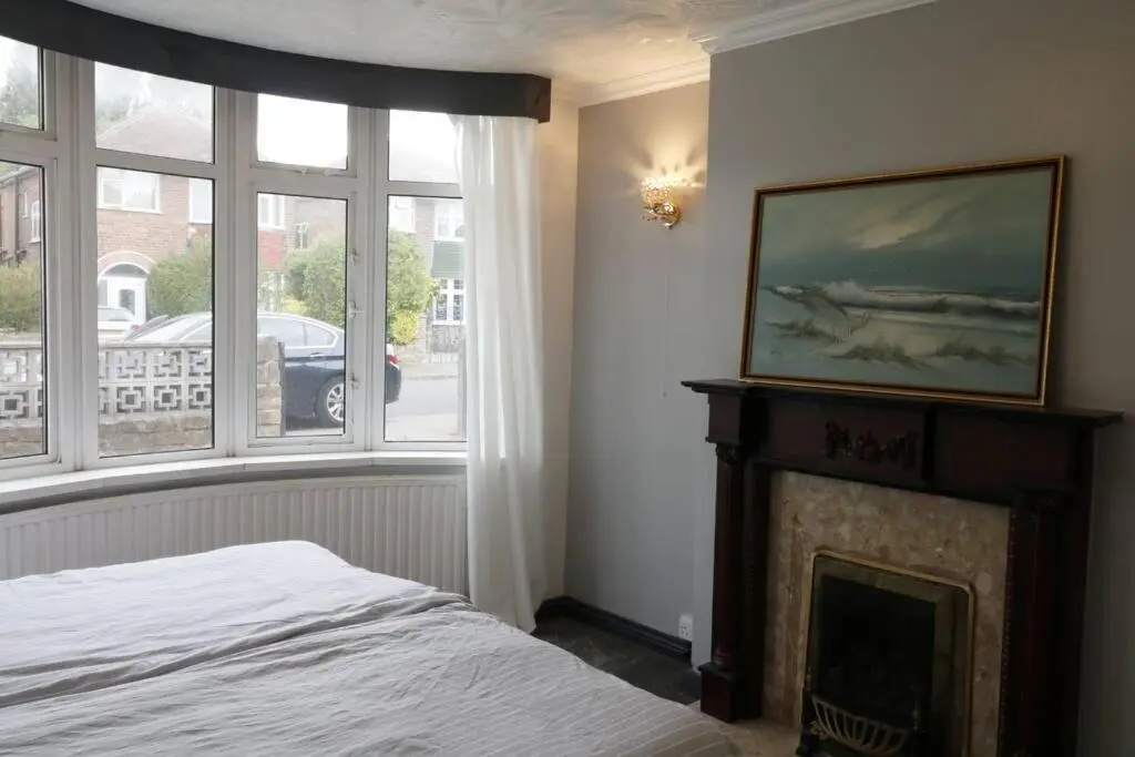 A stylish four bedroom house in wollaton