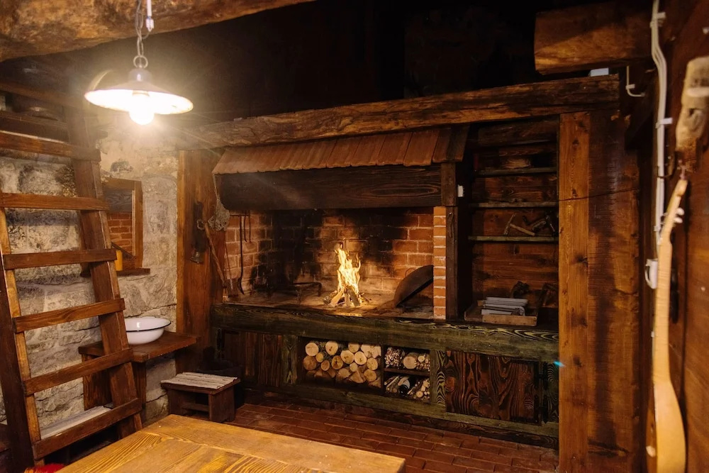 Chalet With 2 Bedrooms in Gospic, With Wonderful Mountain View, Enclos