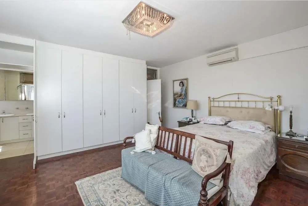 Sea Point Luxury Four Bedroom Apartments