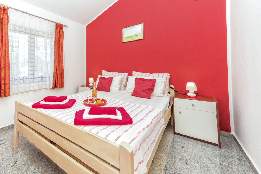 Cherry Apartment With Sea View