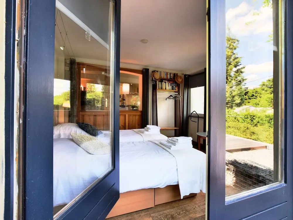 A Beautifully Furnished, Traditional Holiday Home