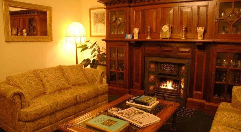 The Clifton Motel