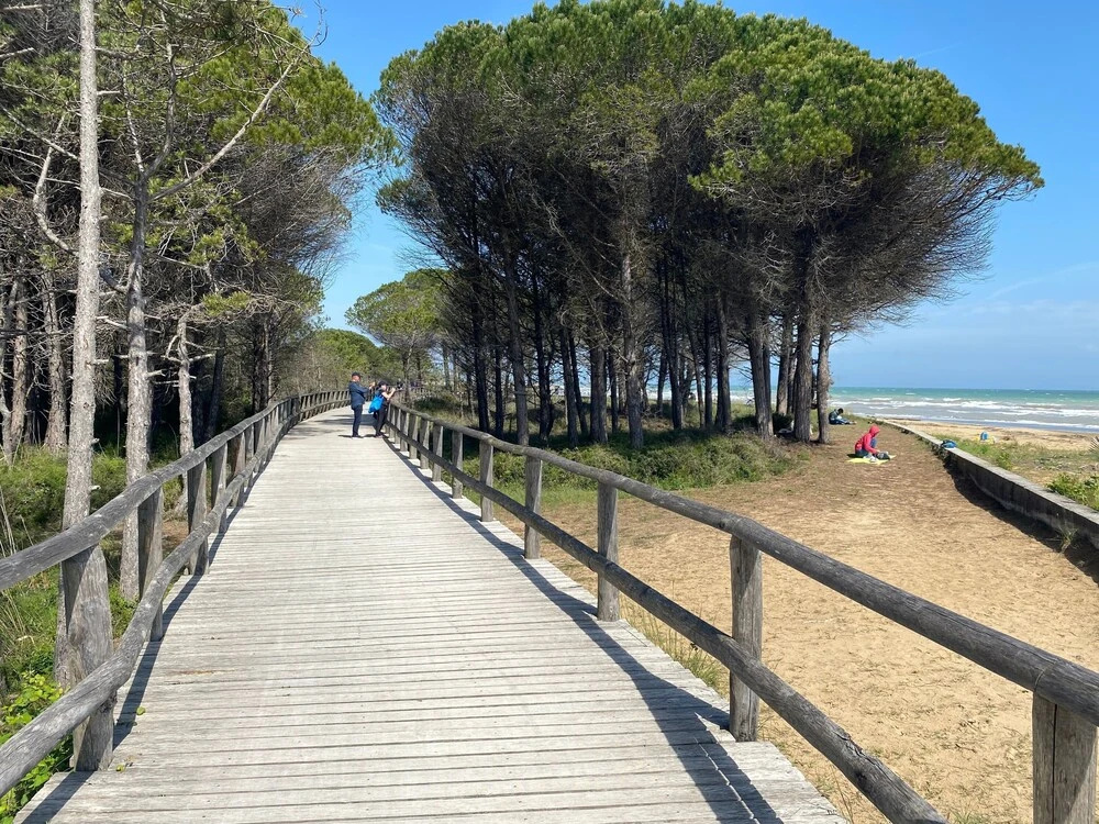 Flat With Side sea View Just Steps From the Beach