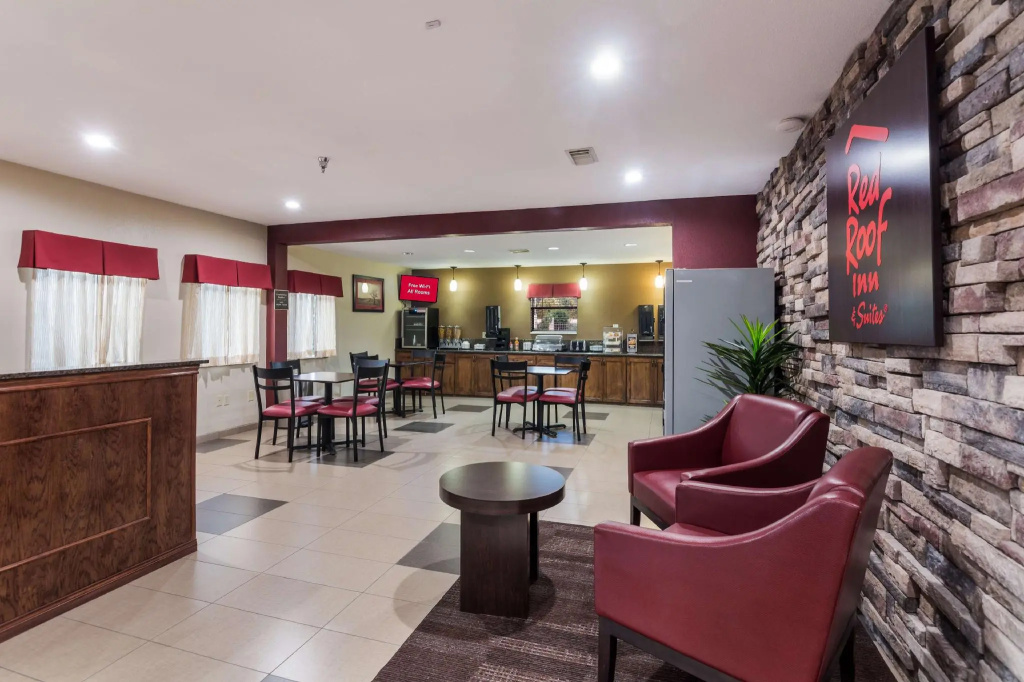 Red Roof Inn Conroe North - Willis