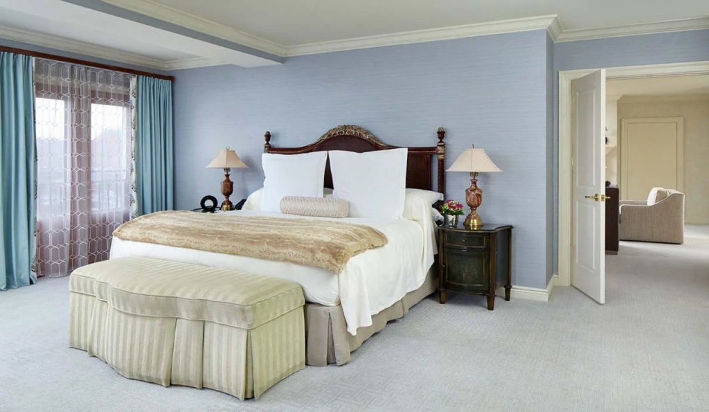 Delamar Greenwich Harbor