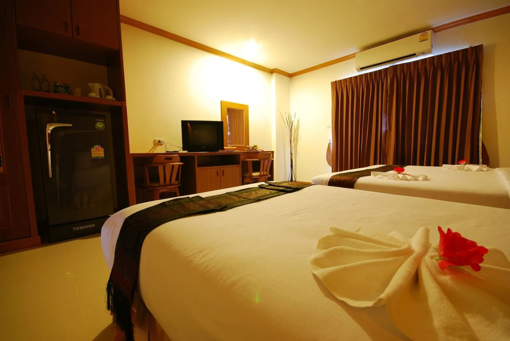 Embryo Hotel