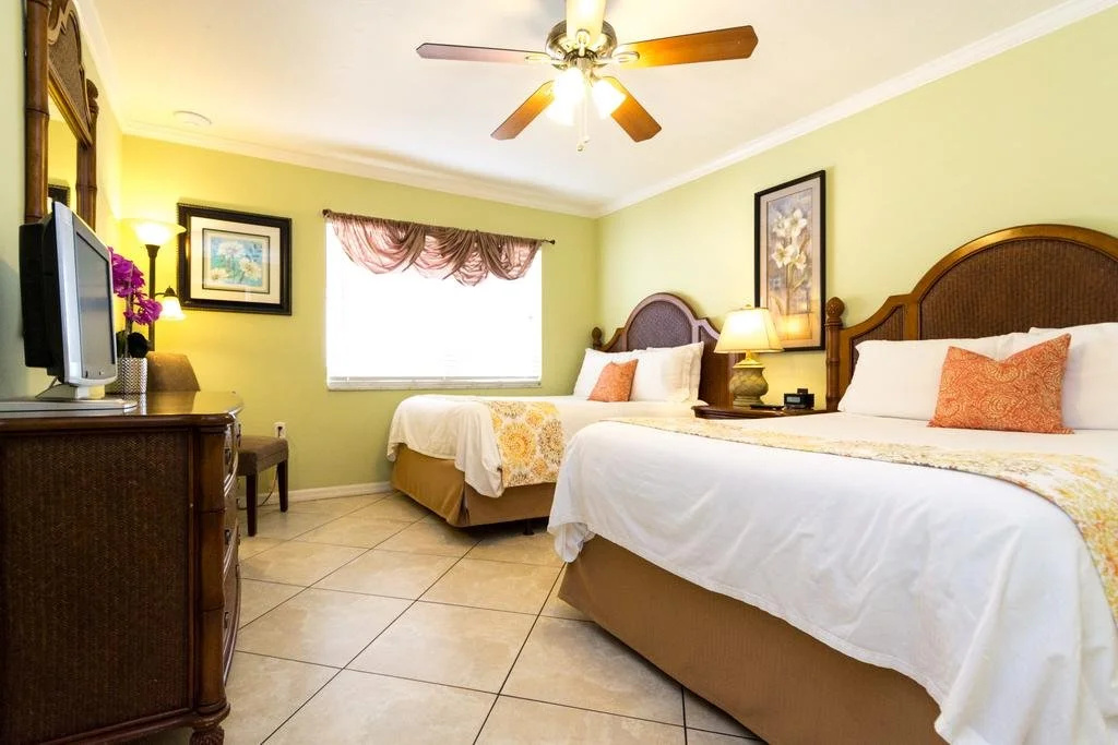 Tropical Beach Resorts - Sarasota