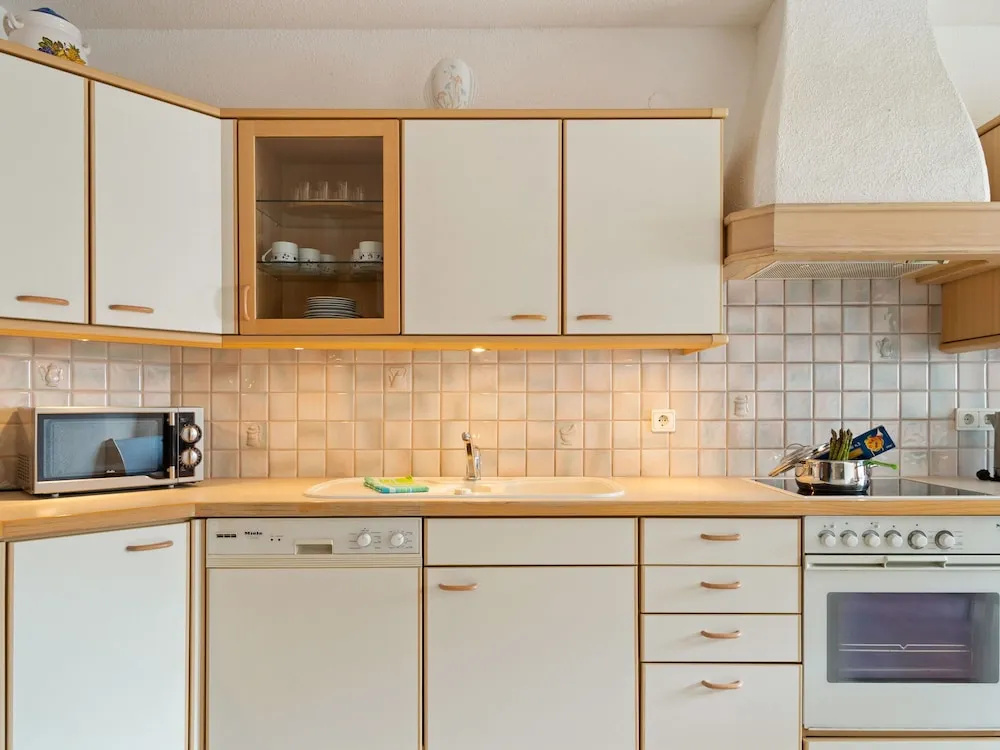 Comfy Apartment in Aschau im Zillertal near Ski Zillertal