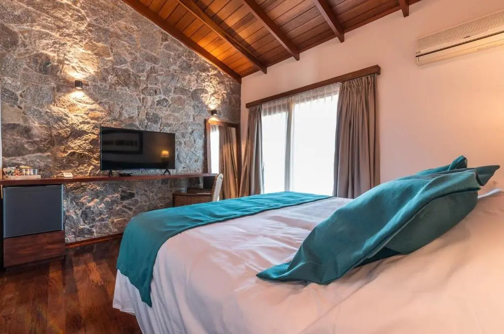 Bemar Carmelo Hotel