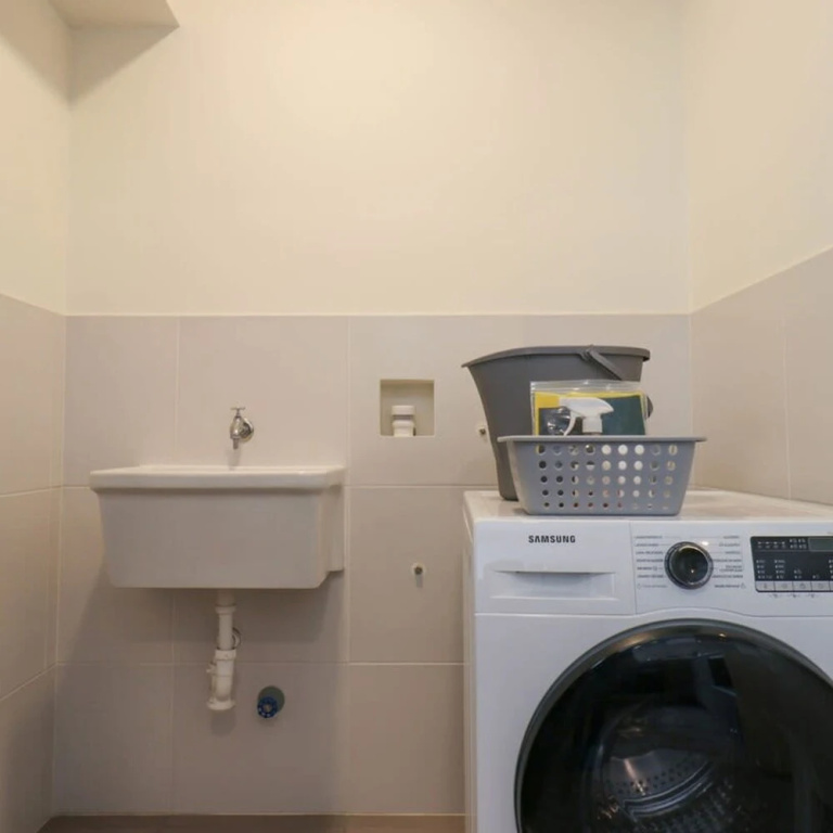 w Picturesque 2BR in the Heart of Miraflores
