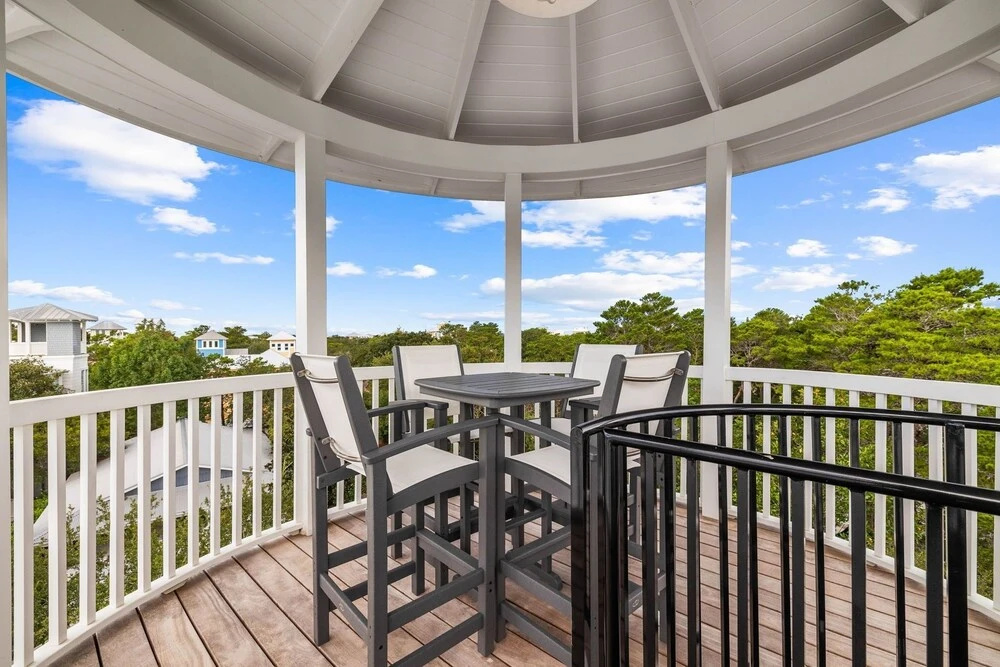Newly Designed Custom Seaside Home with 6 Bedrooms + Next to Adult Pool/Fitness Center 6 Home by RedAwning