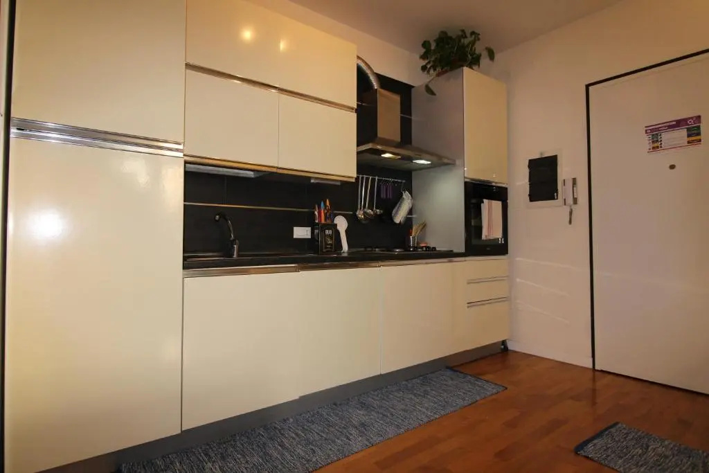 Cozy apt 10 mins walk from Poetto + terrace
