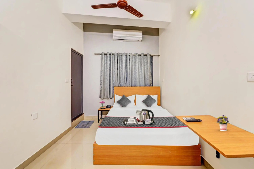 Oyo Townhouse 999 INN24 Airport