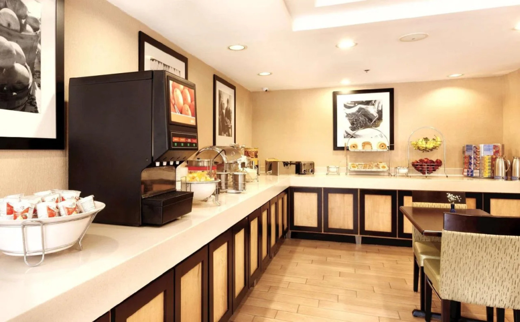 Holiday Inn Express Hartford South - Rocky Hill by IHG