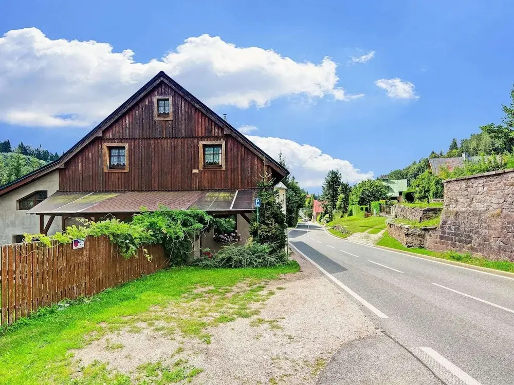 Lavish Cottage near Ski Area in Cerny Dul