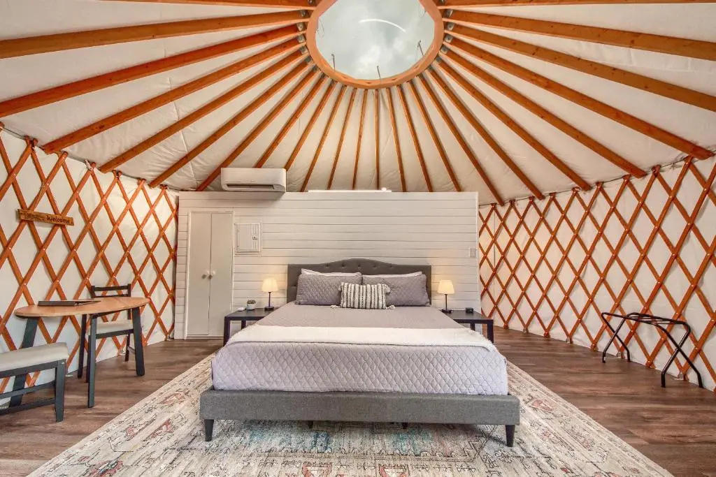 OT 3515h Texas Yurt Haus Horned Frog