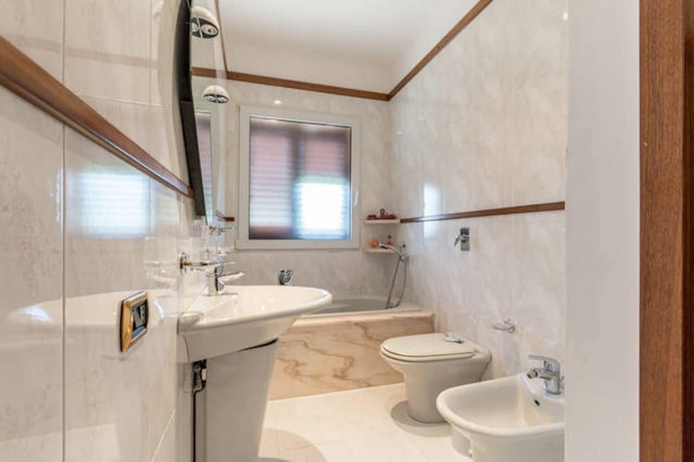 Villa With 5 Bedrooms In Noto With Wonderful Mountain View Private Pool Enclosed Garden