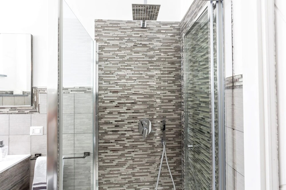 New & Stylish two Bedroom Apartment with Balconies