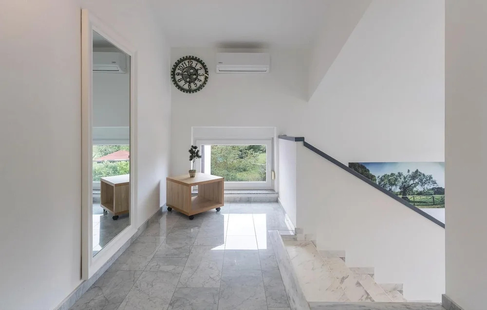 Amazing Home in Pula With Wifi and 4 Bedrooms