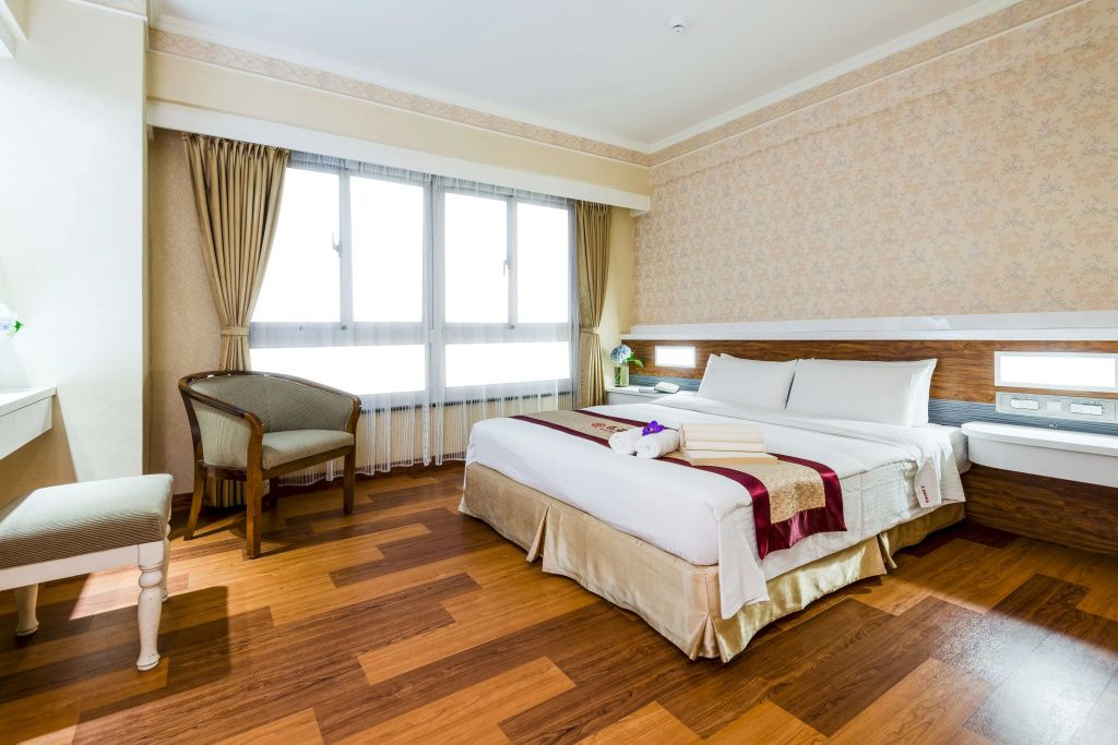 Ever Luck Hotel