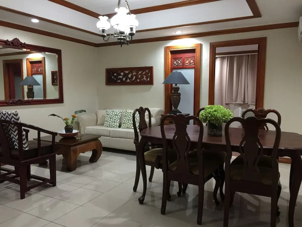 1 Br Robinsons Place Manila - Rpr 09