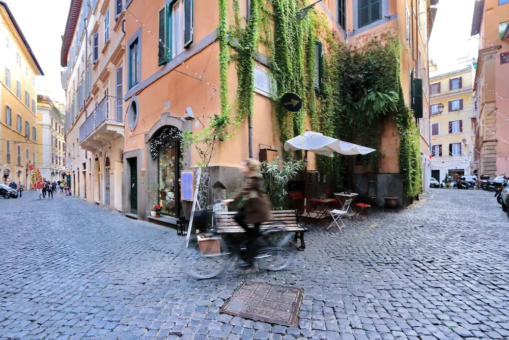 Rome Accommodation - Altemps