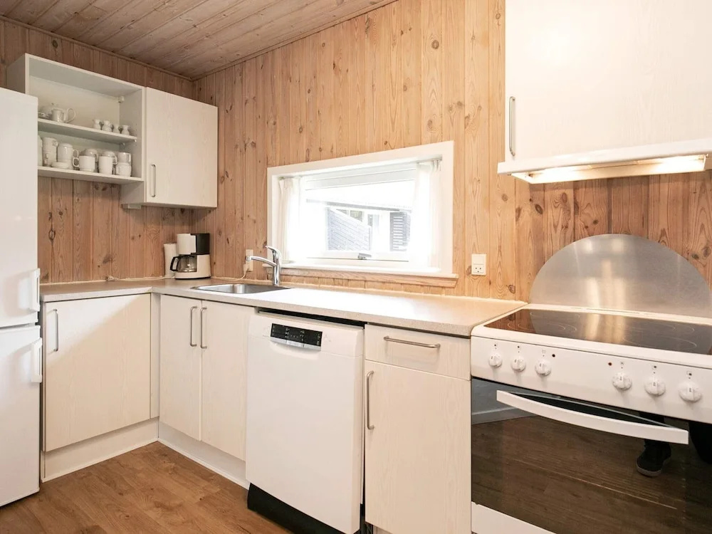 10 Person Holiday Home on a Holiday Park in Blavand