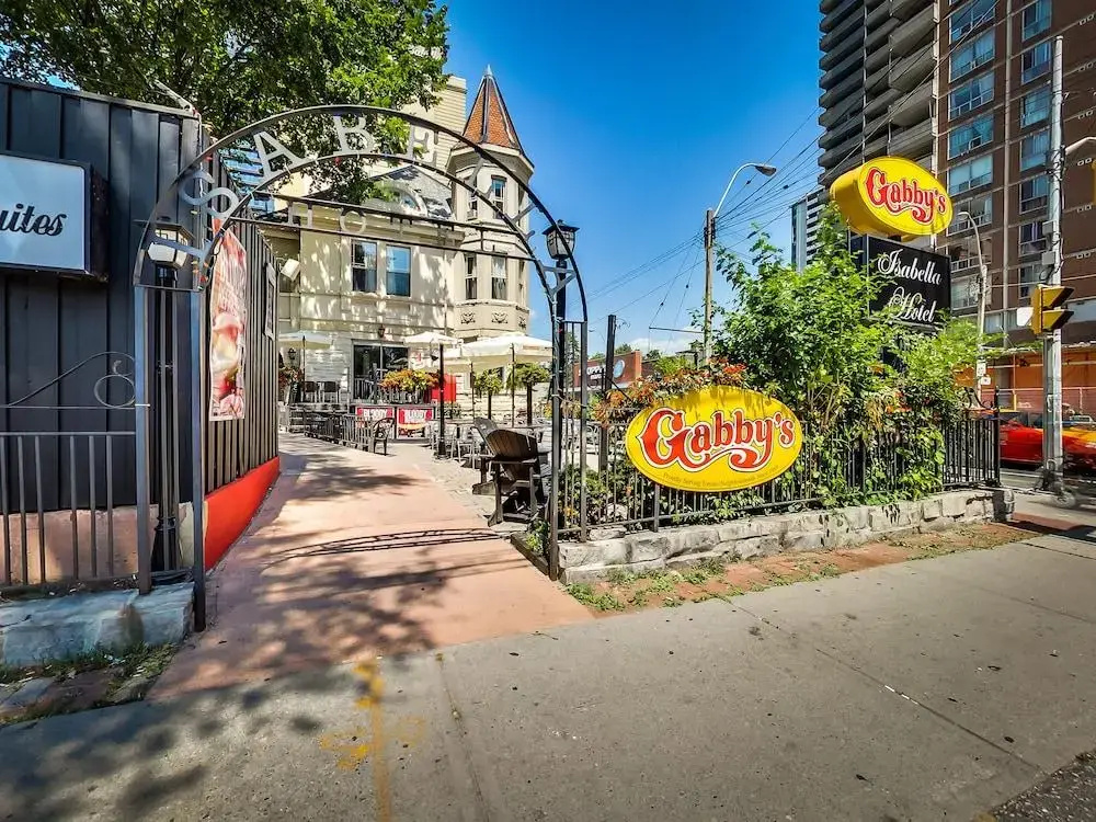 Isabella Hotel & Suites