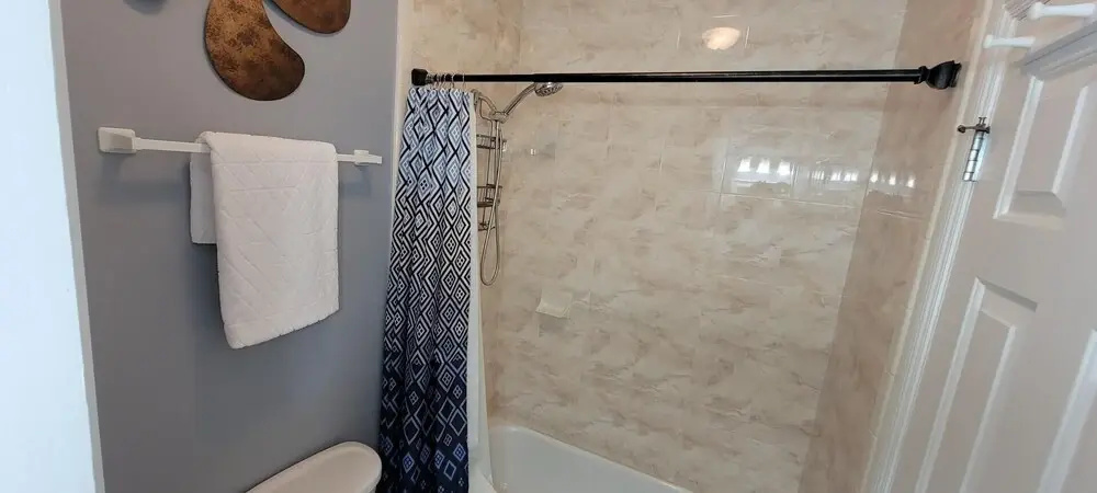 EZ Walk to Beach * Swanky 2 bedroom * Sleeps Tons (Mar y Sol II #1) by RedAwning