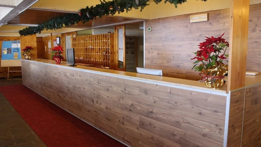 TH 1400 Hotel