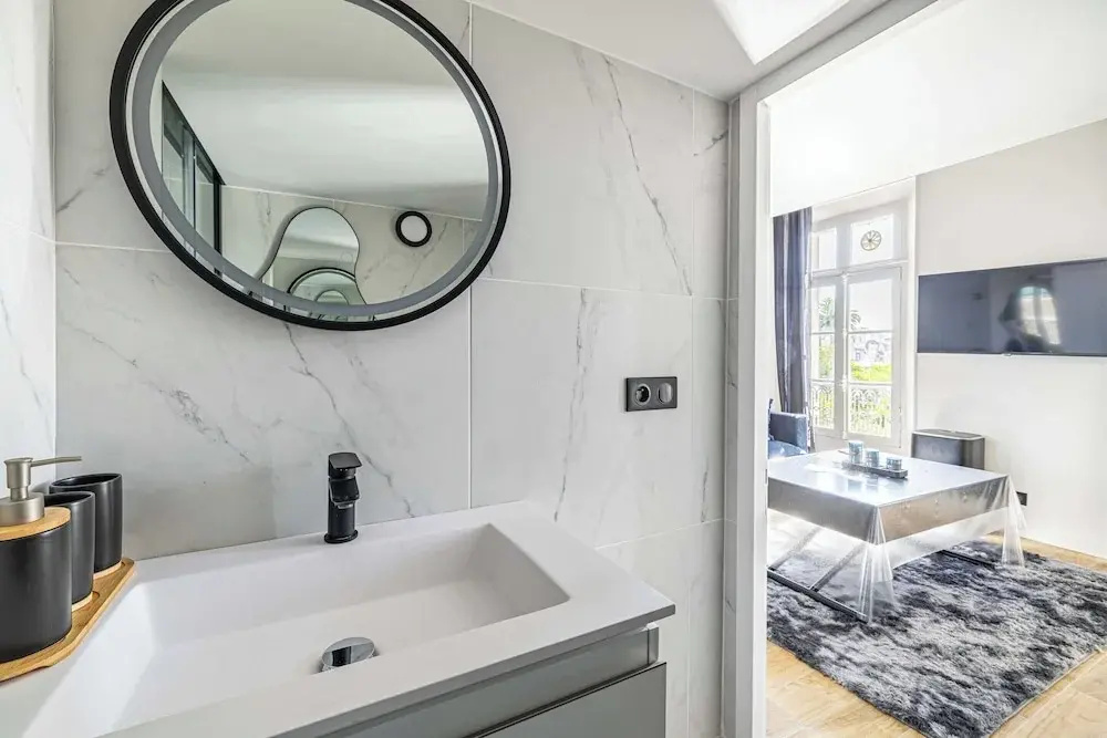 Quiet and Luxurious Apartment - Cannes Center - 1br/4p